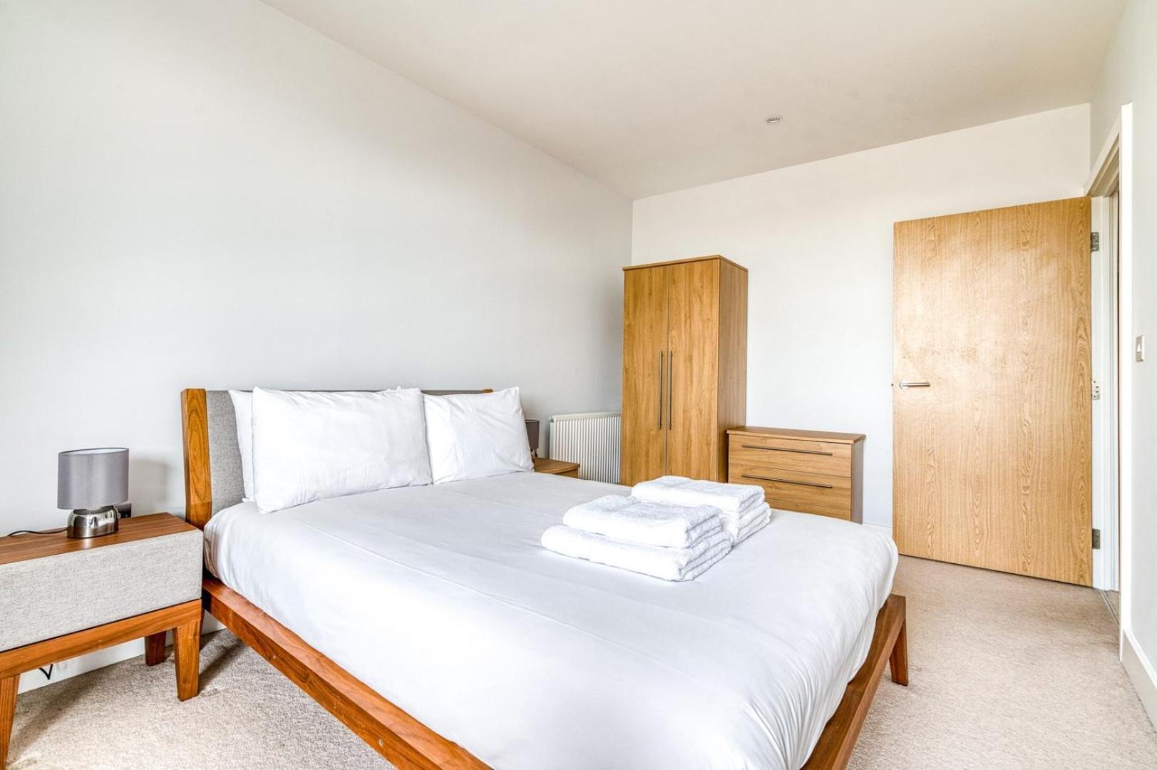 New Development Canary Wharf Flat * Londra